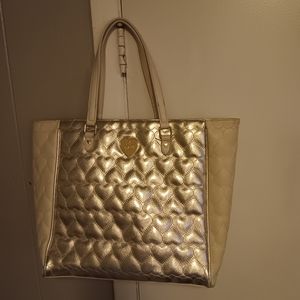 Betsy Johnson tote with matching wallet